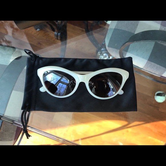 Derek Lam Accessories - Derek Lam Cream Cateye Sunglasses